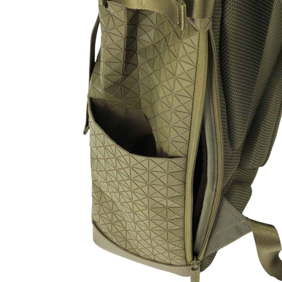 HIKER ONE-TONE BACKPACK