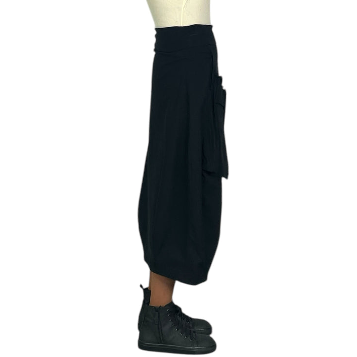 CURVED SKIRT W/CARGO POCKETS