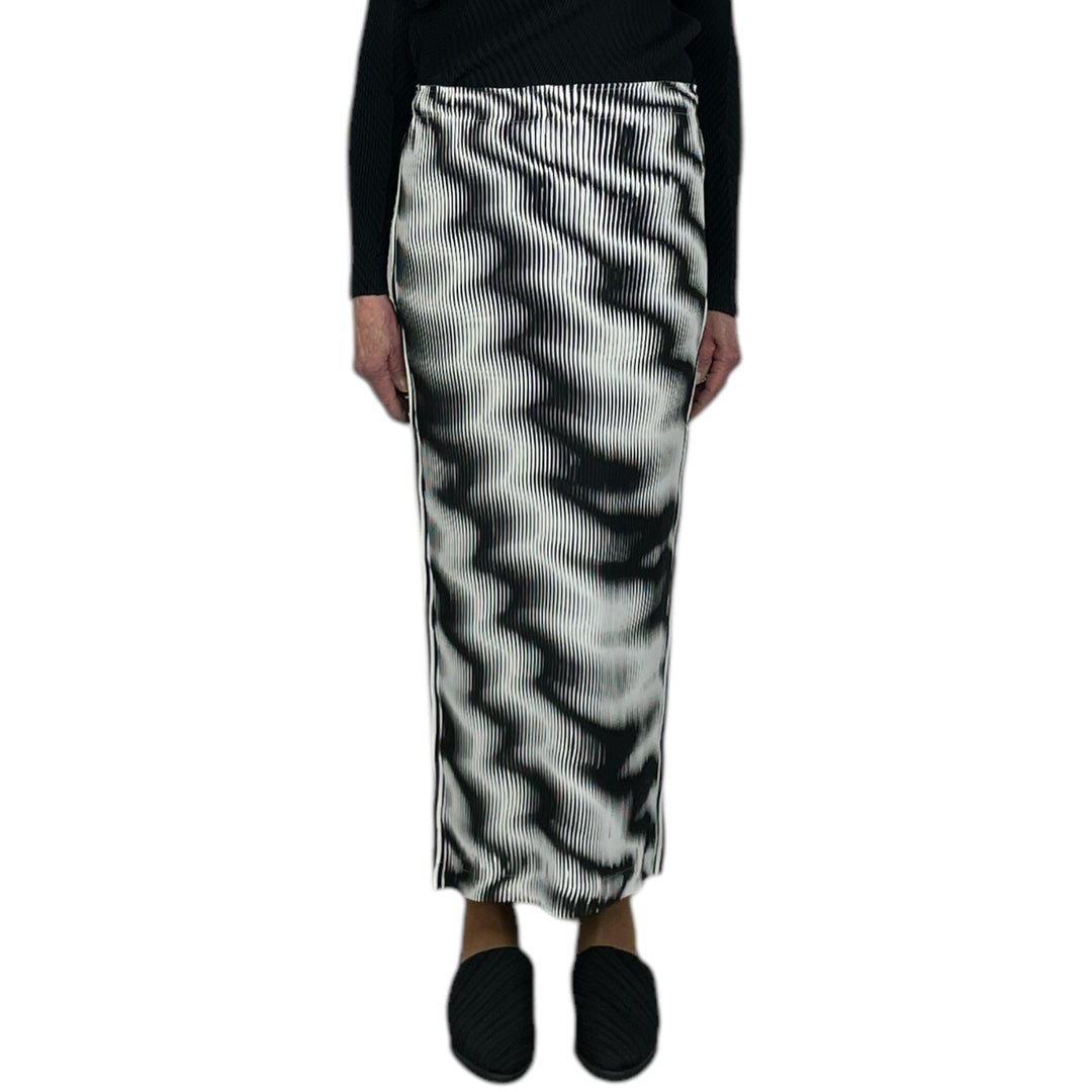 SWAY PLEATS SKIRT 