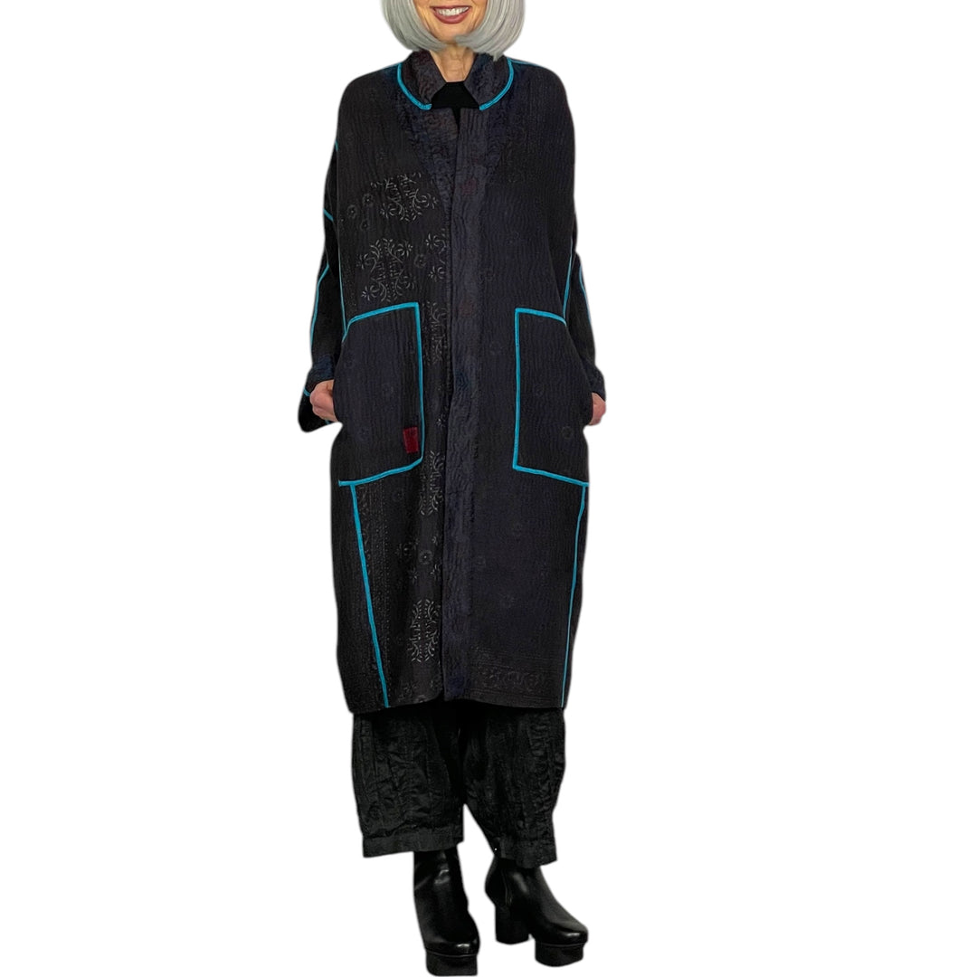 JACQUARD OVERSIZED MEDIUM COAT