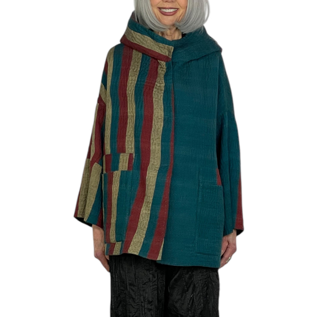 JACQUARD HOODIE PONCHO JACKET