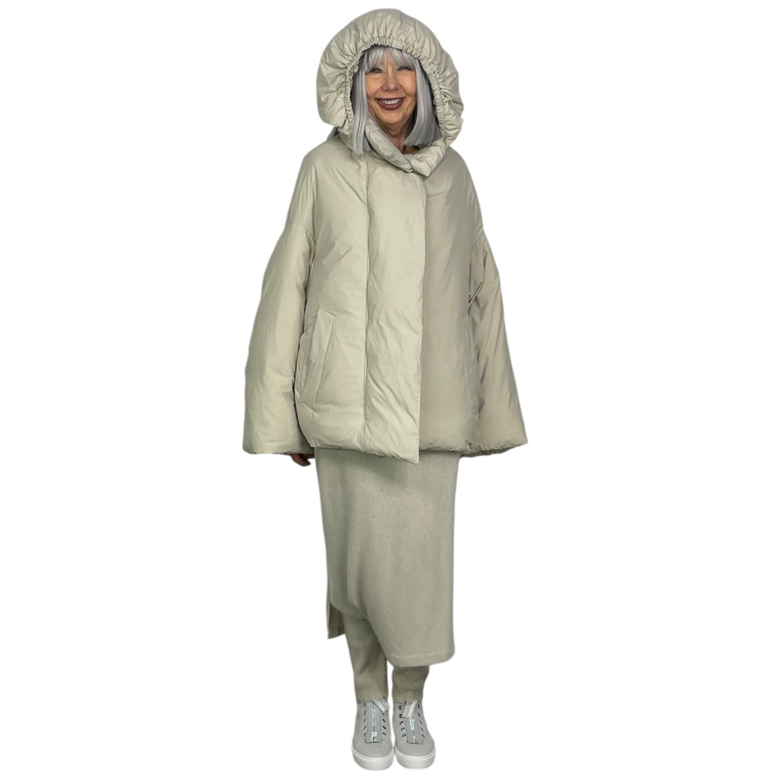 HOODED PUFFER JACKET